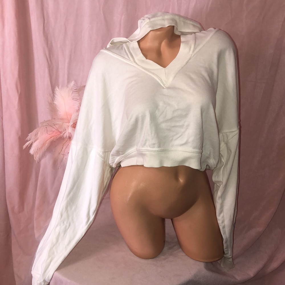 From movement roller skate girl crop hoodie v neck surfer lounge Cali white